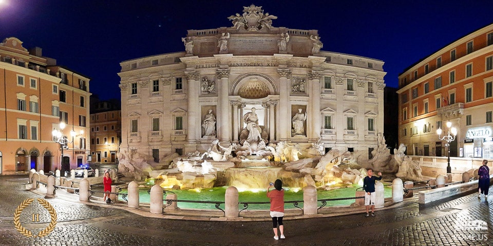 Fontaine de Trevi Fontaine de Trevi à Rome, en Italie