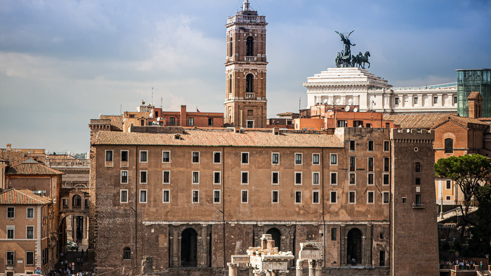 Archives officielles de la Rome antique, le Tabularium, sur la colline du Capitole, vues depuis le Forum romain