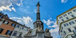 Colonne de l'Immaculée Conception à Rome