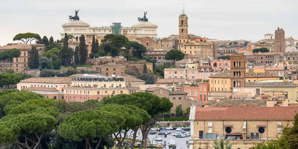 Vue depuis le jardin des Orangers à Rome