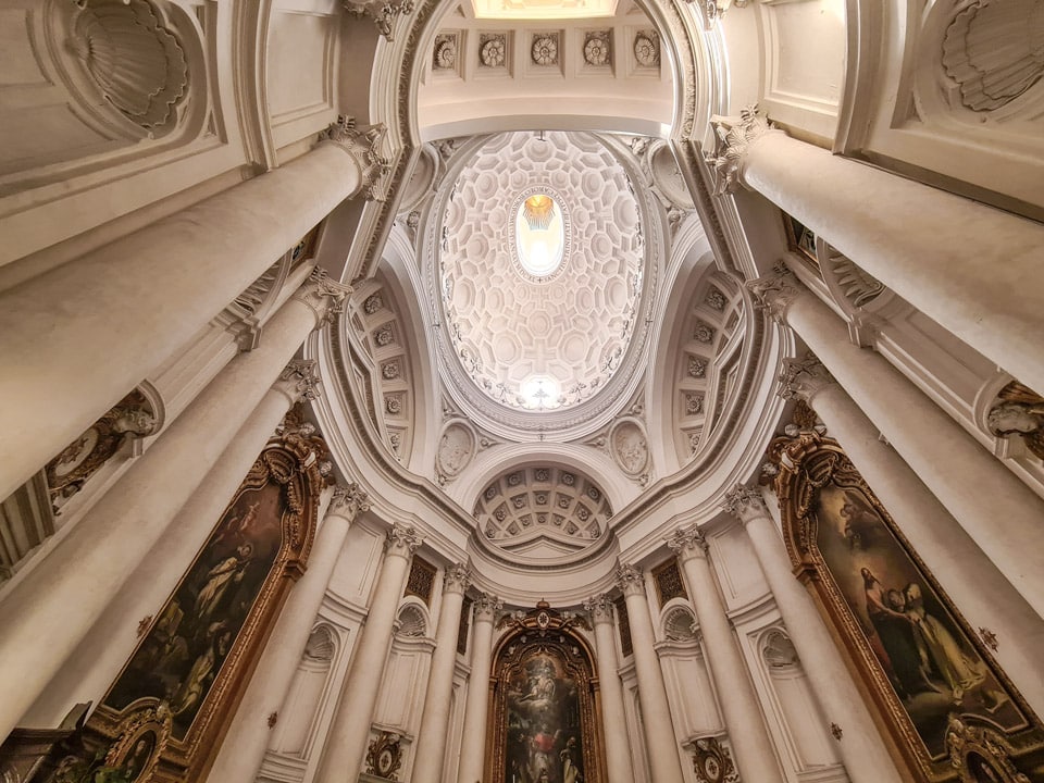 Détails intérieurs de San Carlo alle Quattro Fontane