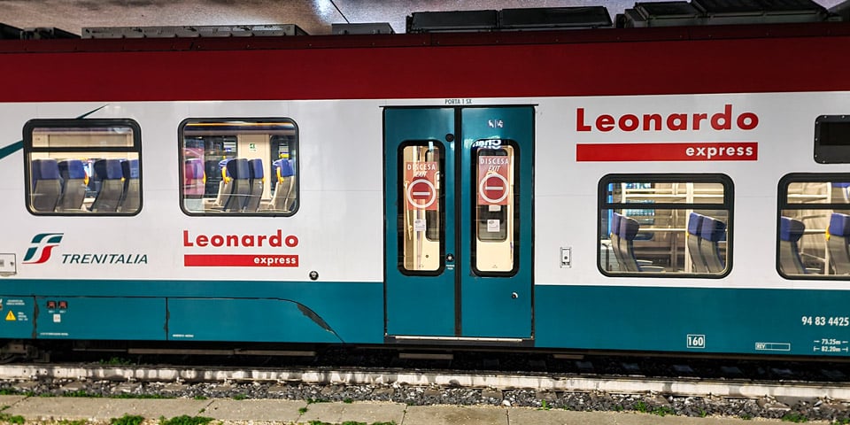 Train rapide Leonardo Express de l’aéroport de Fiumicino à Rome
