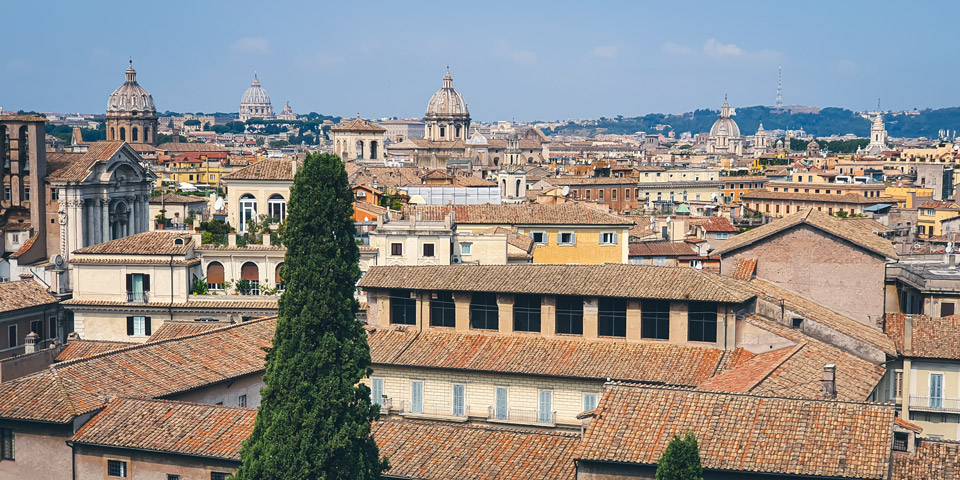 Plateforme d’observation du Piazzale Caffarelli sur la colline du Capitole à Rome