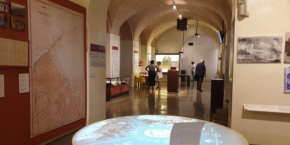 le musée juif à l’intérieur de la Grande Synagogue de Rome le musée juif à l’intérieur de la Grande Synagogue de Rome