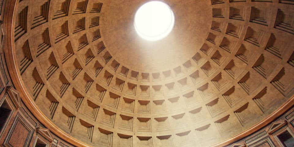 l’œil du dôme du Panthéon à Rome l’œil du dôme du Panthéon à Rome