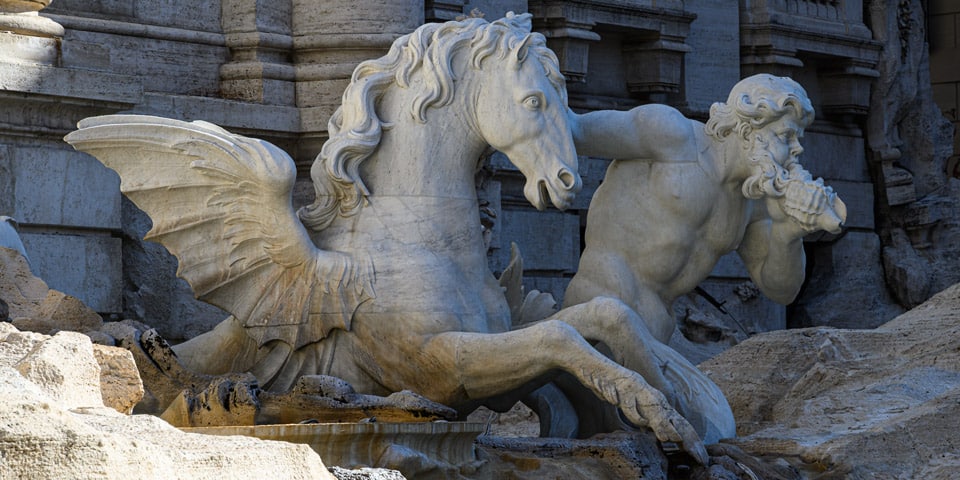 Triton avec hippocampe calme, fontaine de Trevi, Rome