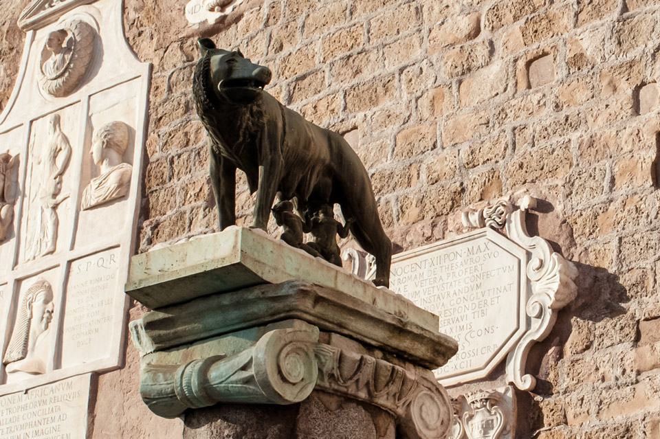 Statue de la louve sur la colline du Capitole à Rome