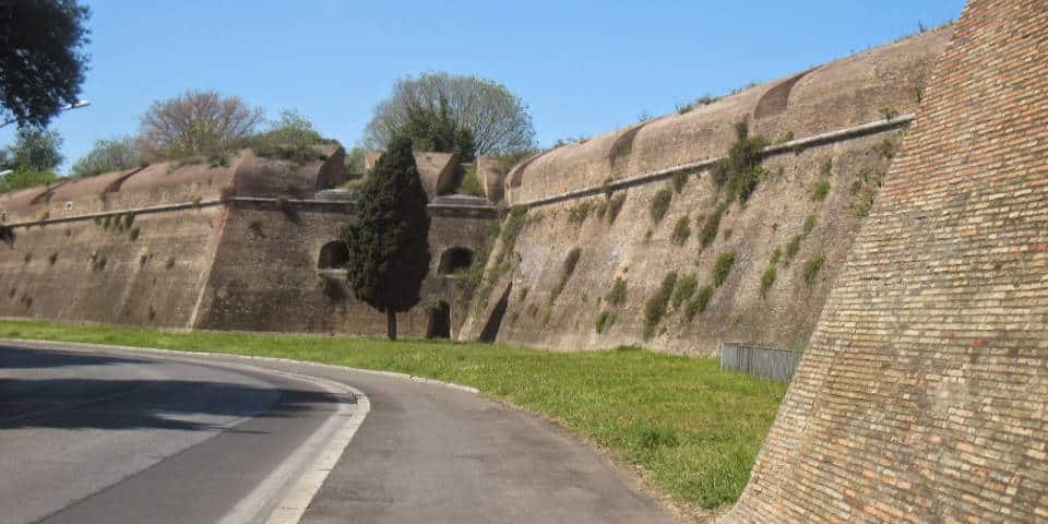 Les murs d’Aurélien à Rome Les murs d’Aurélien à Rome