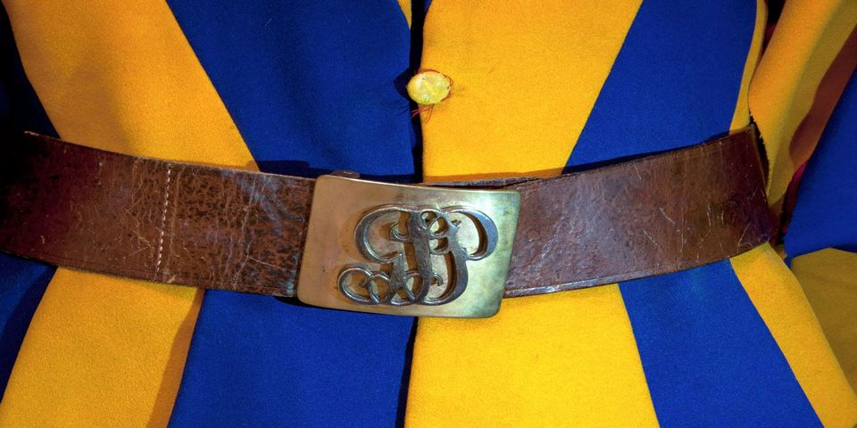 Détails de l’uniforme de la Garde suisse