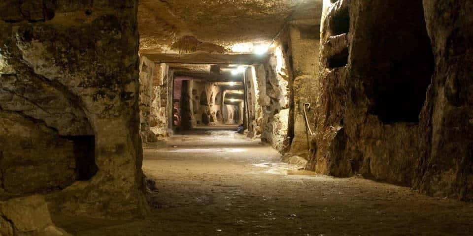 Catacombe de Saint-Sébastien sous la voie Appienne à Rome Catacombe de Saint-Sébastien sous la voie Appienne à Rome