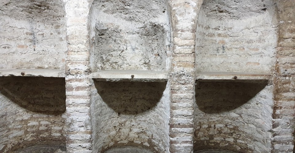 Crypte de la basilique Santa Maria in Cosmedin à Rome
